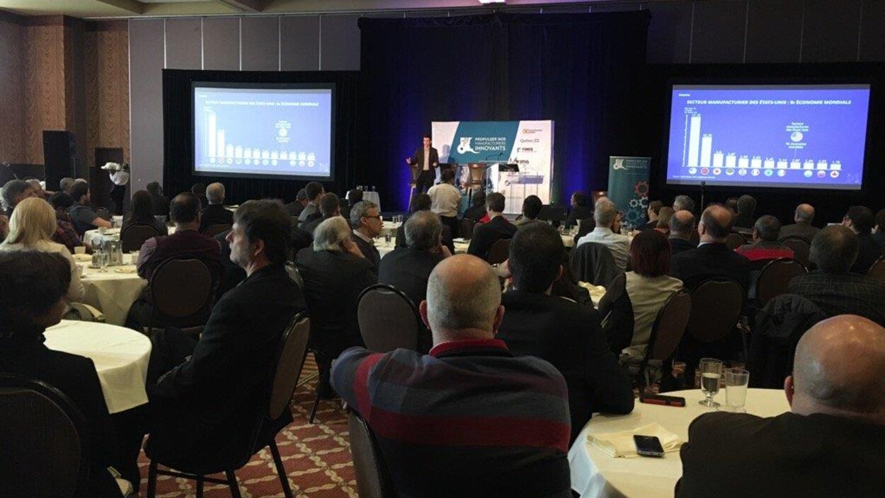 La tournée de présentation du projet « Initiative manufacturière » d'Investissement Québec s'est arrêtée à Rimouski jeudi.