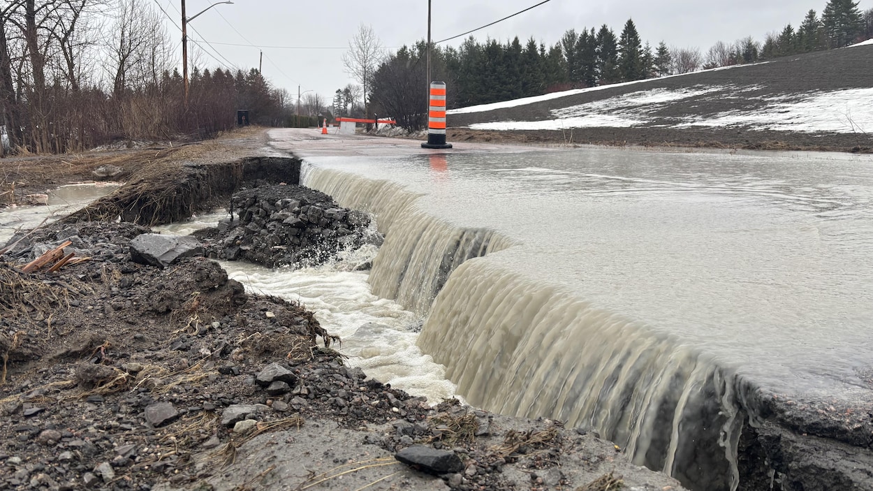 La crue printanière provoque des inondations à Saguenay