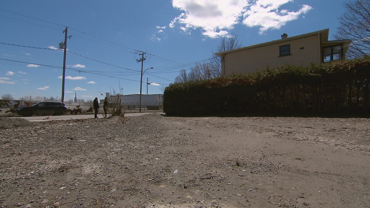Le terrain où se trouvait l'immeuble de logements de Martin Savoie a été cédé à la Ville de Sainte-Marie.