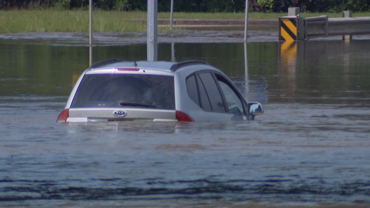 Nouveau record de l’été le plus pluvieux à Edmonton