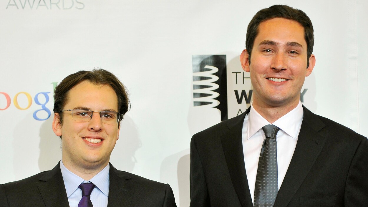 Mike Krieger et Kevin Systrom posent côte-à-côte.