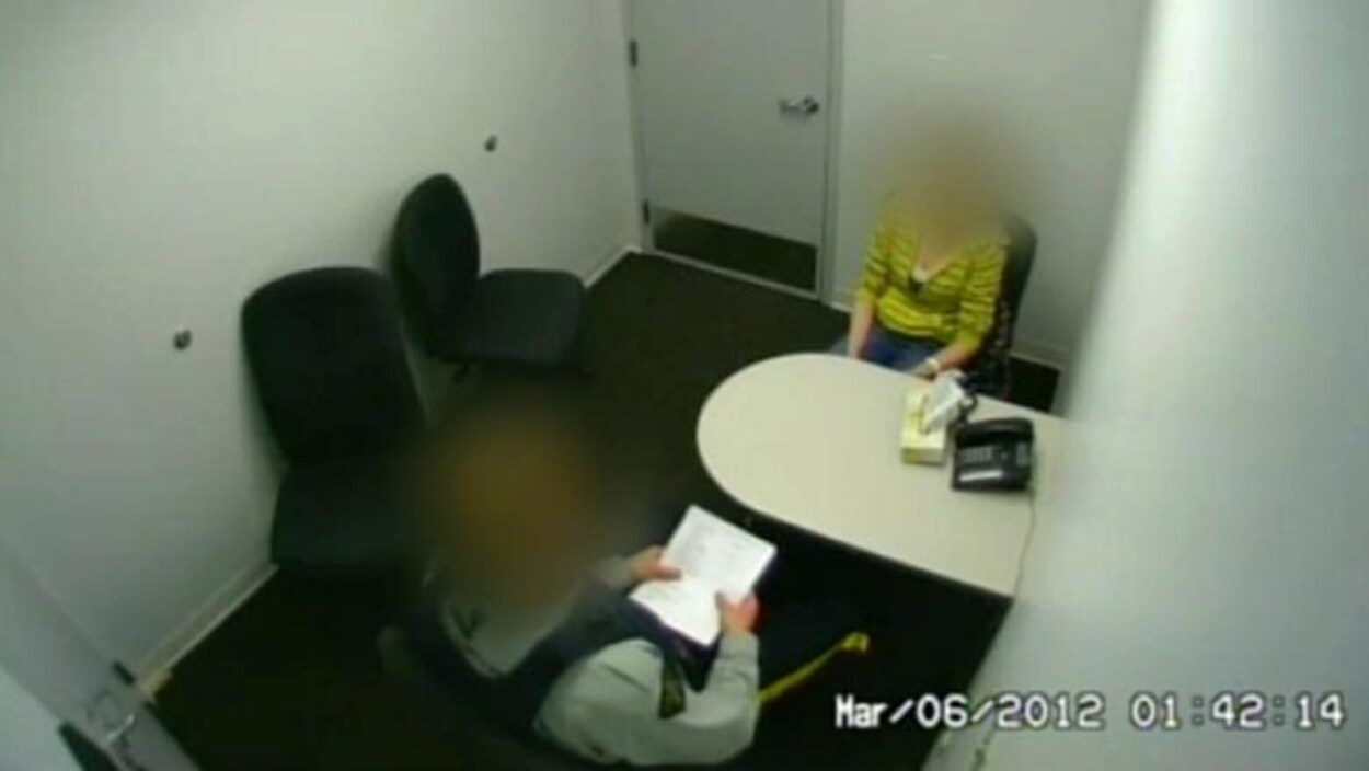 Vidéo de l'interrogatoire d'une jeune femme autochtone par un agent de la GRC en 2012
