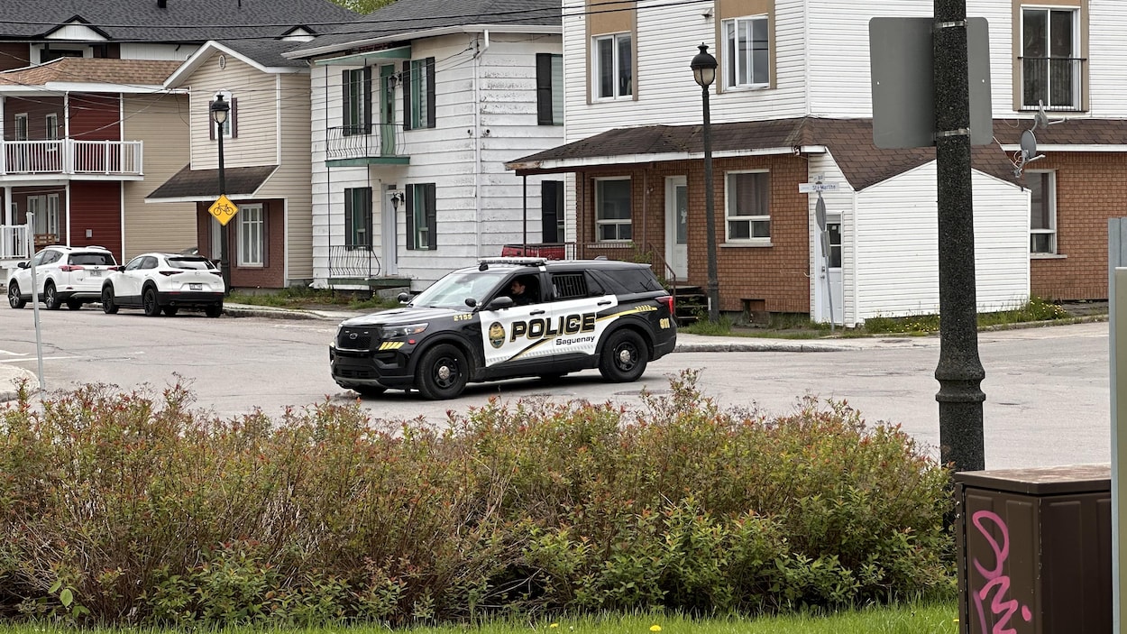 Opération policière sur la rue Bossé | Radio-Canada