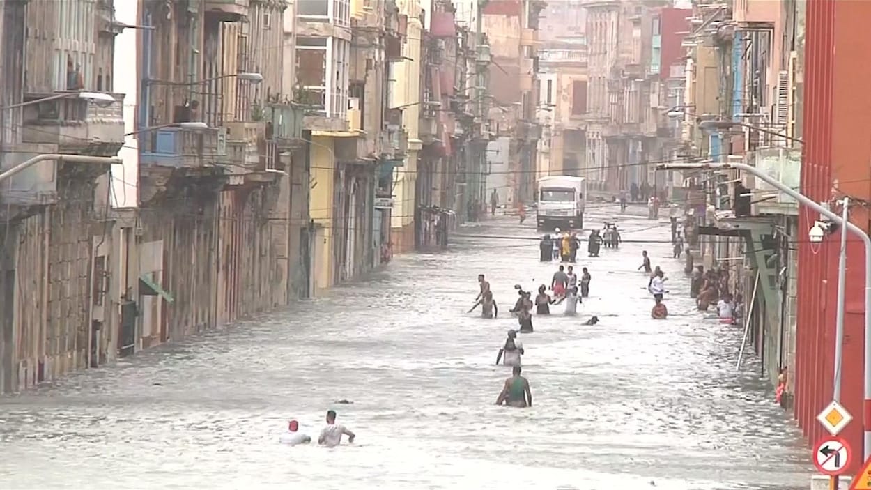 Des rues de La Havane inondées après le passage de l'ouragan Irma.