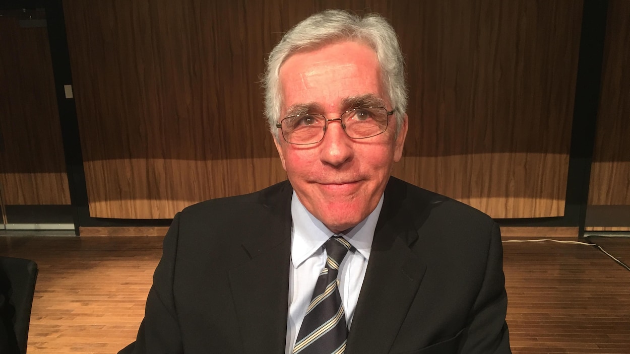 Jacques Viens, commissaire de l'enquête sur les relations entre les Autochtones et certains services publics du Québec Jacques Viens, commissaire de l'enquête sur les relations entre les Autochtones et certains services publics du Québec