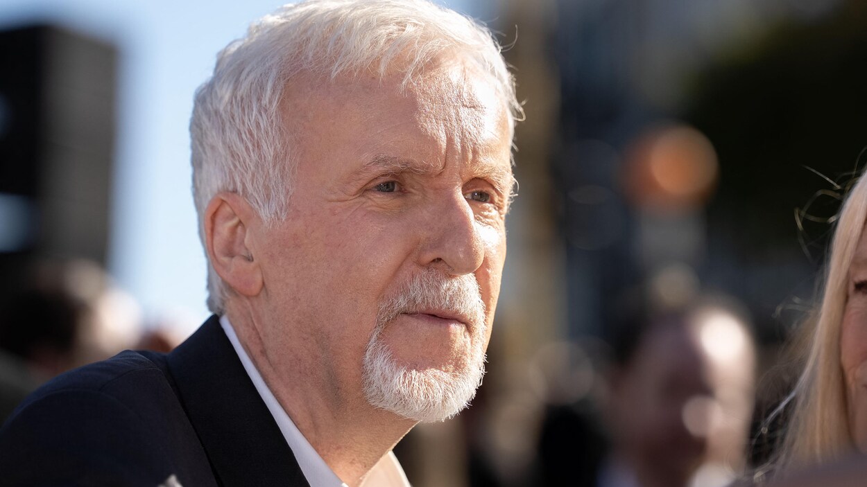 Rachat de Warner par Netflix : James Cameron tire la sonnette d’alarme
