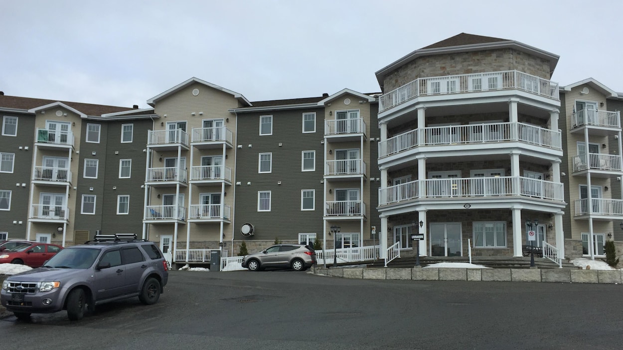 Un bâtiments contenant plusieurs logements.
