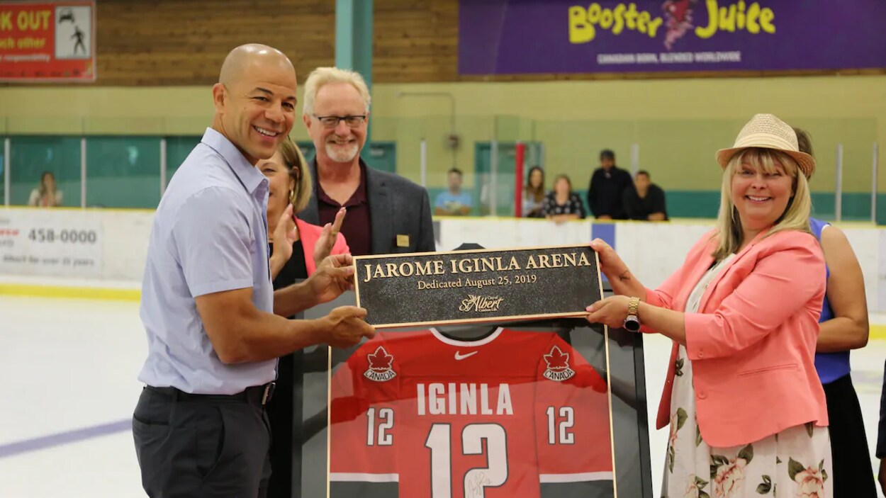 Un aréna de SaintAlbert rebaptisé JaromeIginla ICI RadioCanada.ca