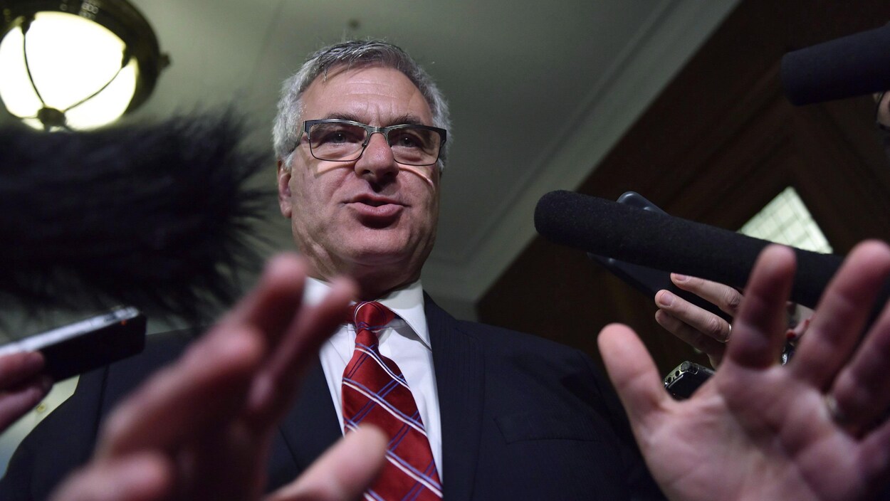 Le leader parlementaire du gouvernement québécois et ministre responsable des Relations canadiennes et de la Francophonie canadienne, Jean-Marc Fournier Le leader parlementaire du gouvernement québécois et ministre responsable des Relations canadiennes et de la Francophonie canadienne, Jean-Marc Fournier
