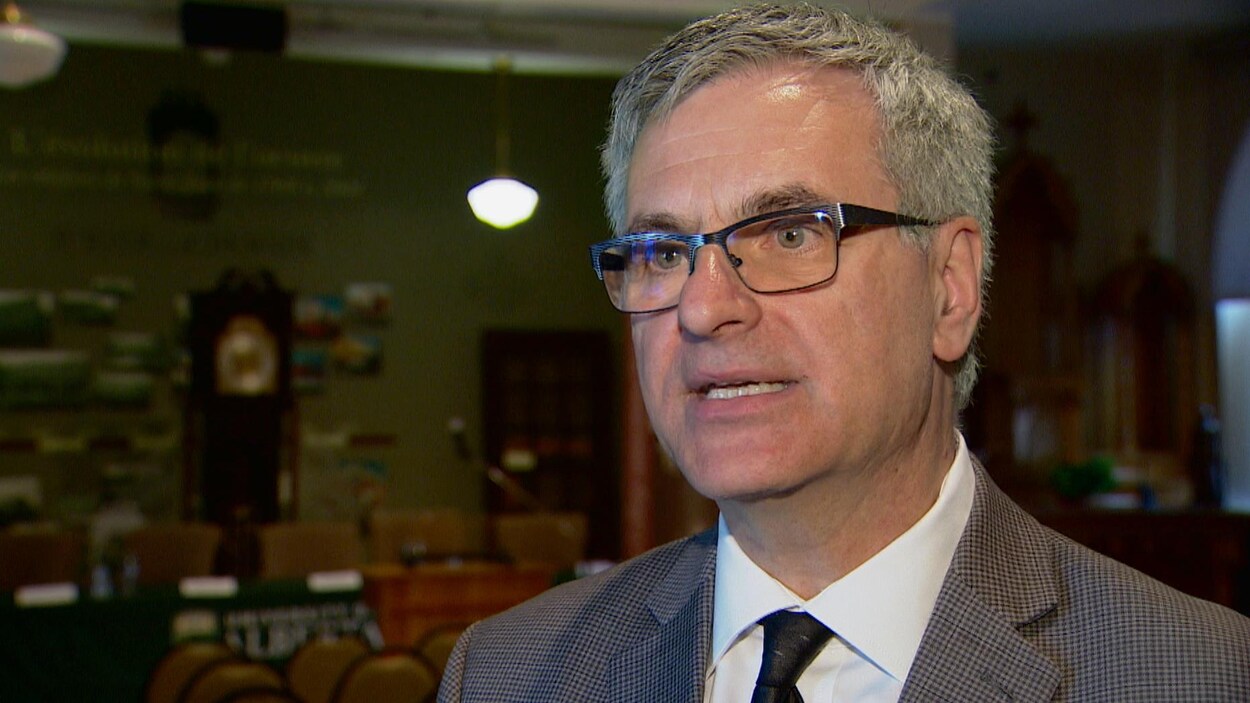 Le ministre québécois des Affaires canadiennes, Jean-Marc Fournier,