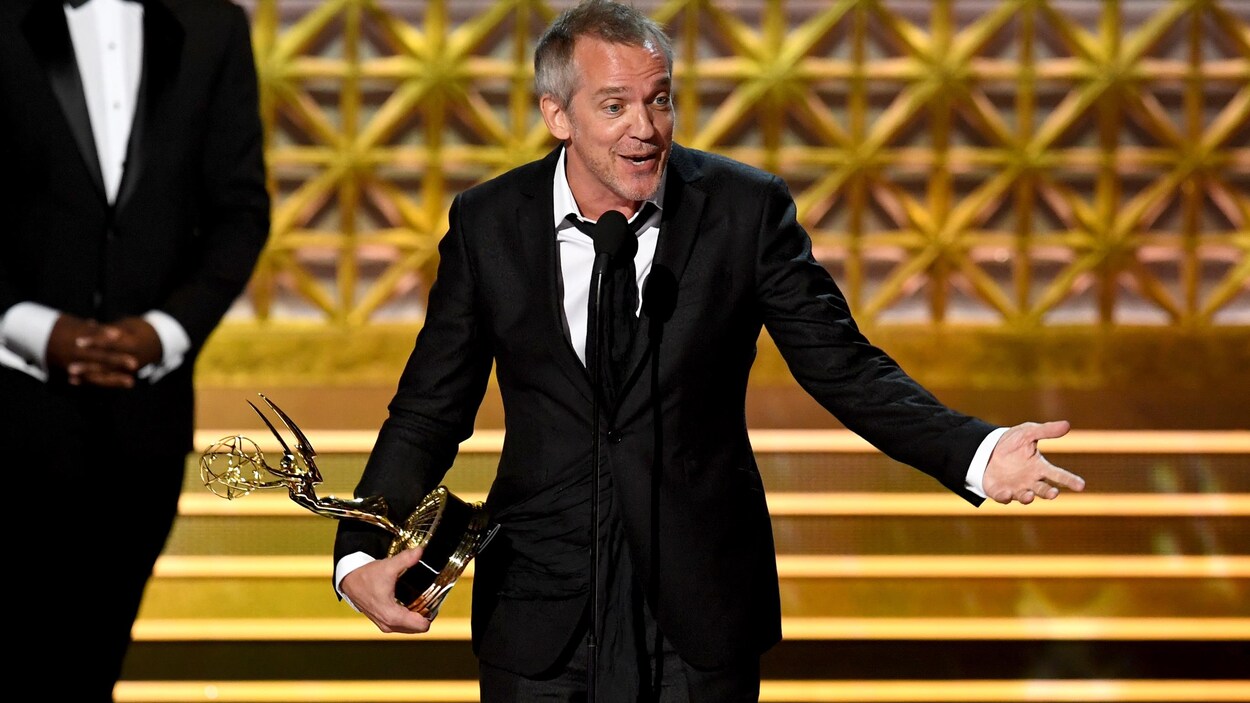 Le réalisateur québécois a reçu le Emmy de la meilleure réalisation pour une minisérie