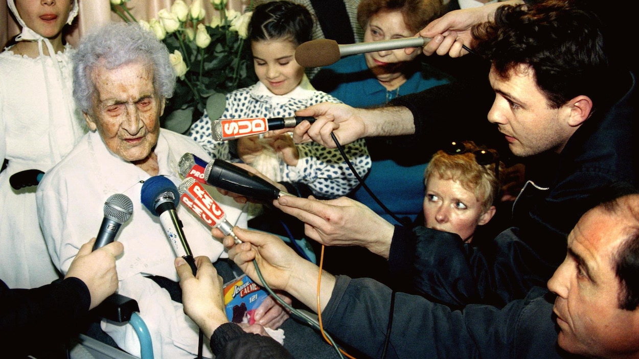 Jeanne Calment peu de temps avant son anniversaire, en février 1996.