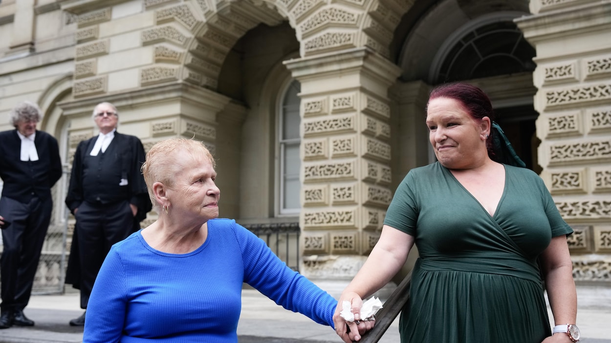 Acquittée 24 ans plus tard pour la mort de son bébé