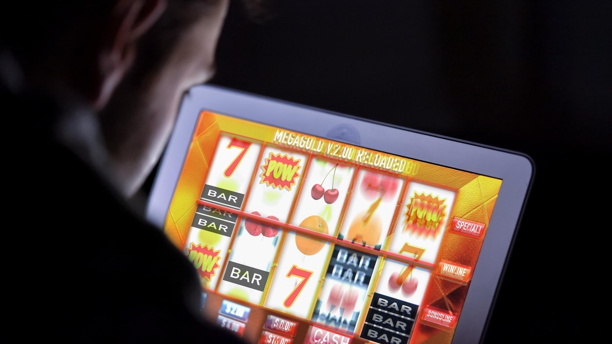 Hausse « alarmante » des jeux d’argent et des paris en ligne chez les jeunes