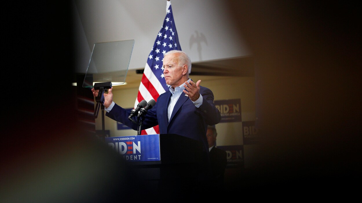 Le candidat démocrate à l'élection présidentielle de 2020 et ancien vice-président Joe Biden au Mississippi Valley Fairgrounds à Davenport.