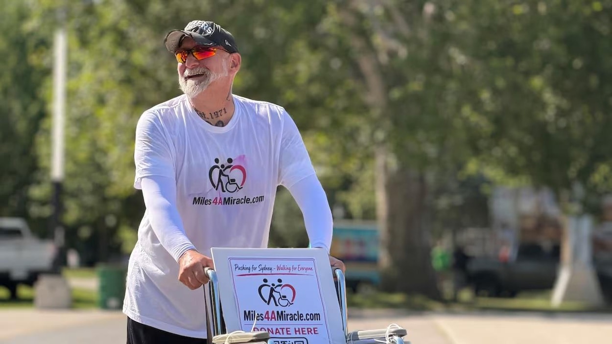 Un père de London marche jusqu’à Queen’s Park pour financer les soins de sa fille