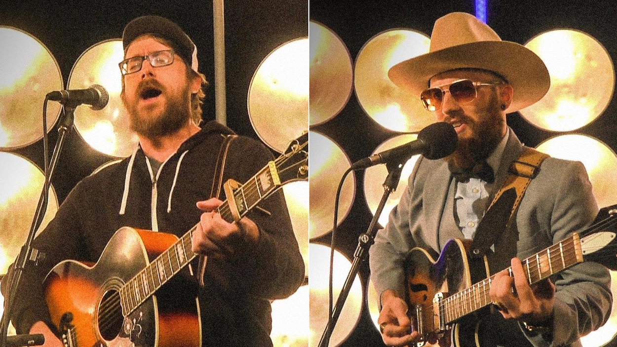 Montage photo de Joey Robin Haché et de Menoncle Jason en train de chanter en s'accompagnant à la guitare devant le même décor, lors de deux apparitions à la même émission.