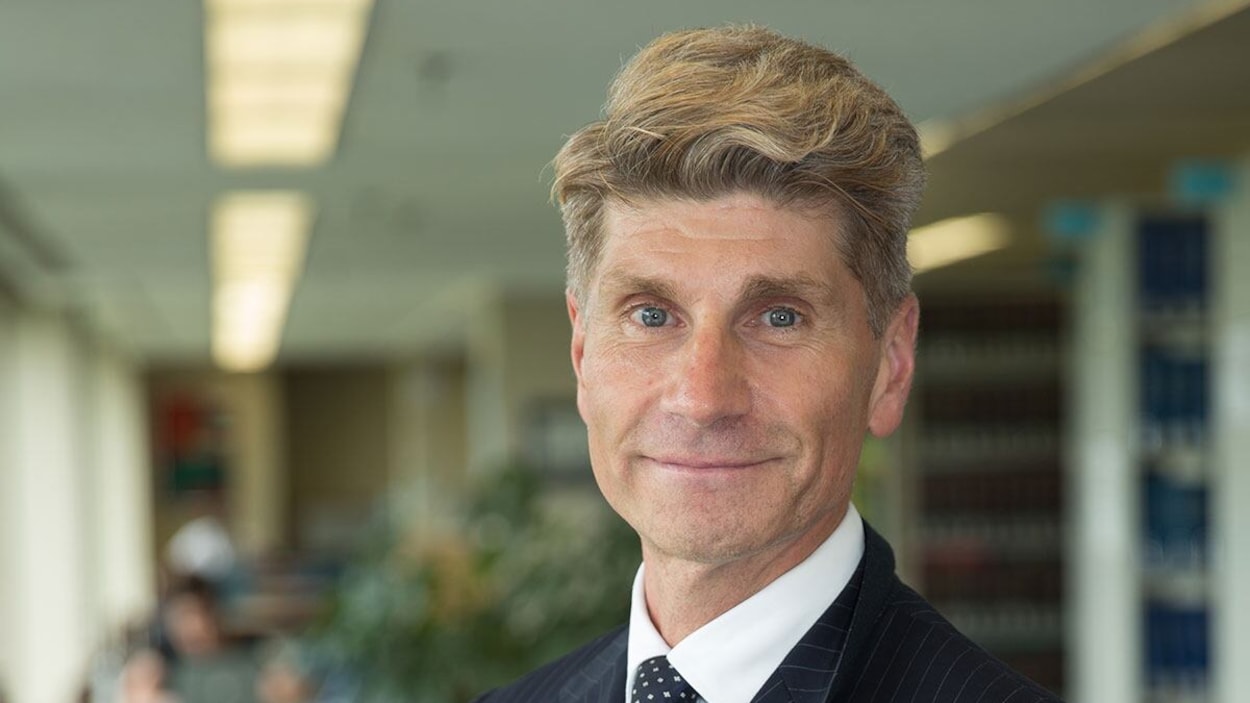 Jonathan BlackBranch est radié de la Société du Barreau du Manitoba