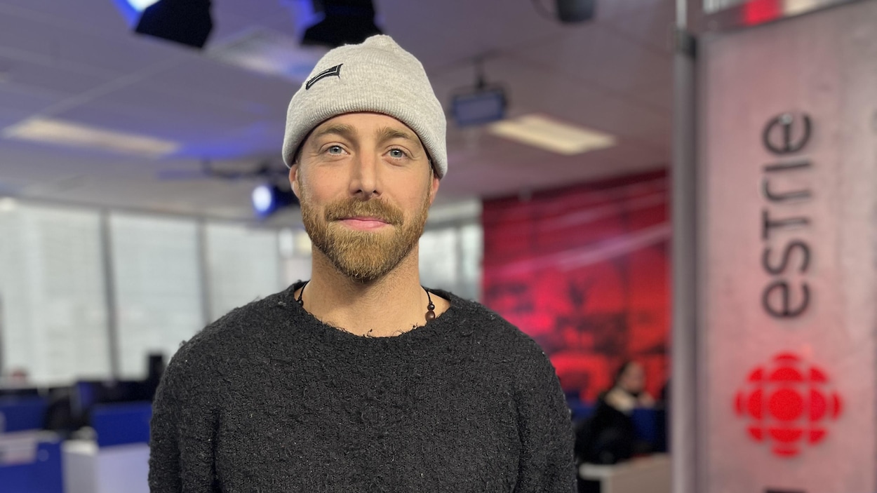 La musique, les voyages, l'escalade : les passions de Jonathan Roy