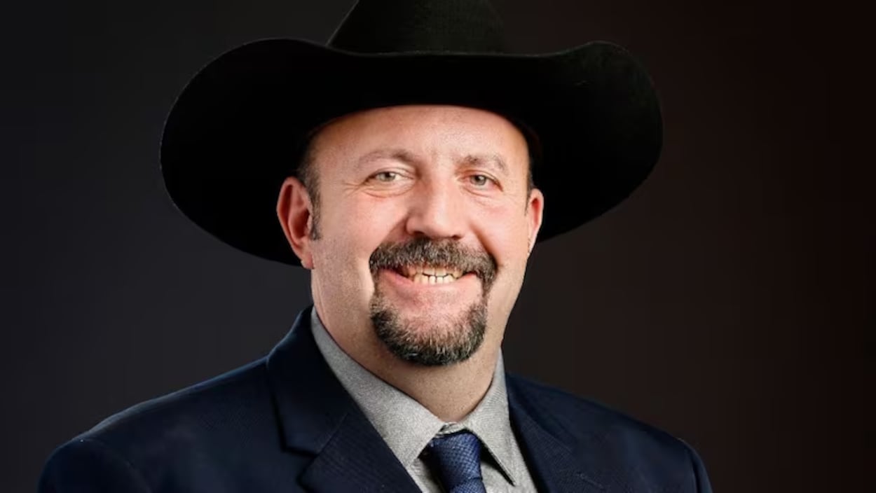 Accusé d’agression sexuelle, Jordan Kealy ne pourra pas réintégrer le Parti conservateur