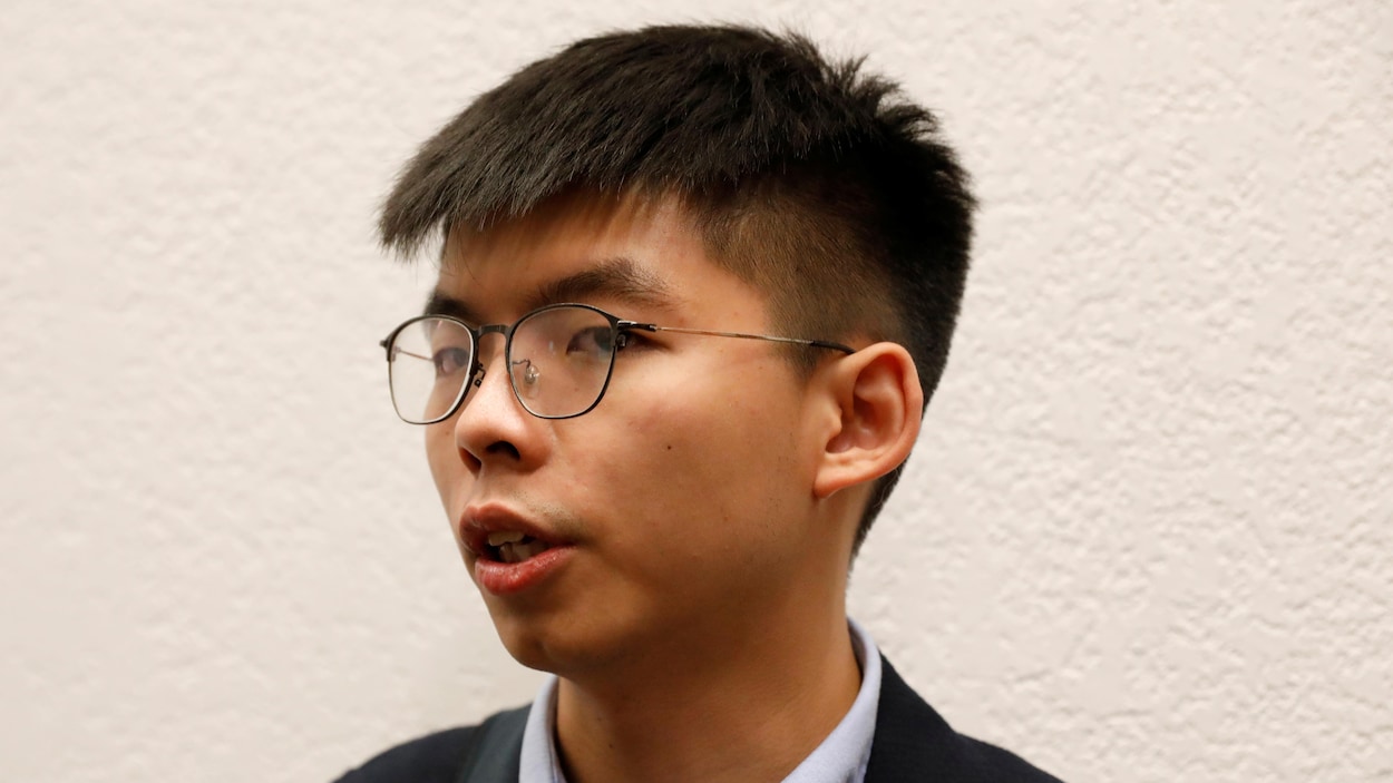 Photo de profil de la tête de Joshua Wong.
