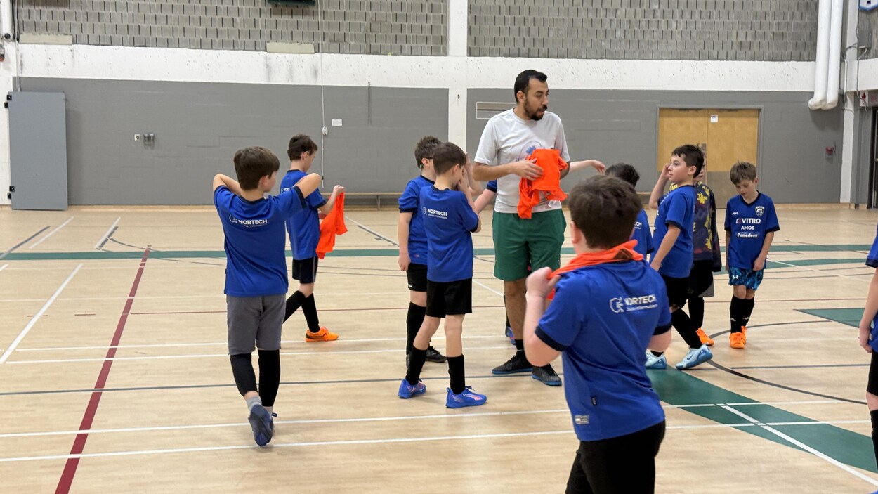 Le manque de plateaux sportifs nuit au développement du futsal à Amos