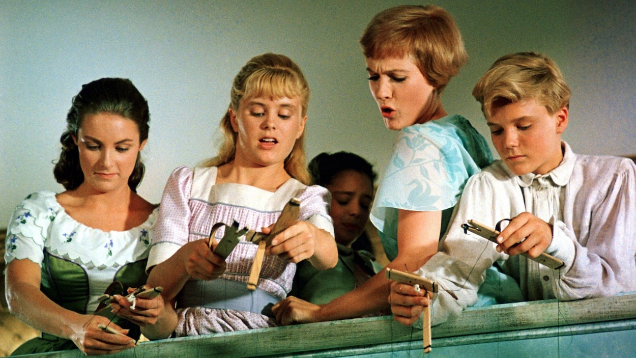 Des acteurs de « La mélodie du bonheur » : Charmian Carr, Heather Menzies-Urich, Julie Andrews et Nicholas Hammond. Des acteurs de « La mélodie du bonheur » : Charmian Carr, Heather Menzies-Urich, Julie Andrews et Nicholas Hammond.