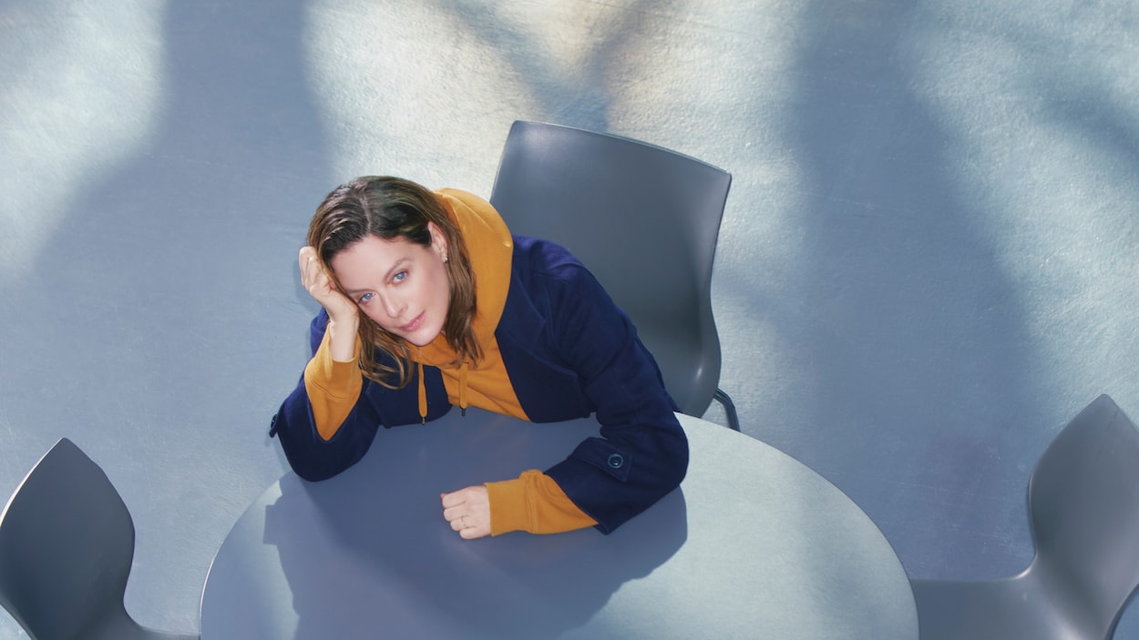 Julie Le Breton, Rébecca Déraspe et Évelyne Rompré en 2025-2026 au Quat’Sous