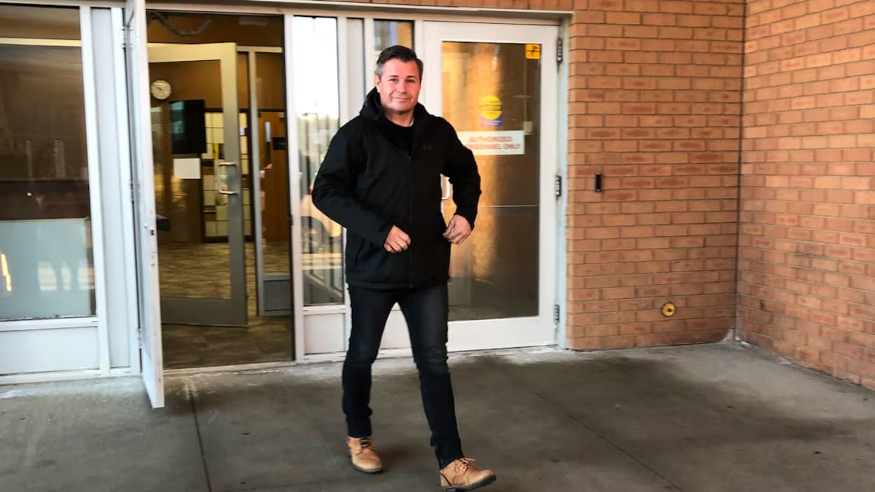 Après des propos haineux, un homme de Saskatoon est aussi accusé de nier l’Holocauste