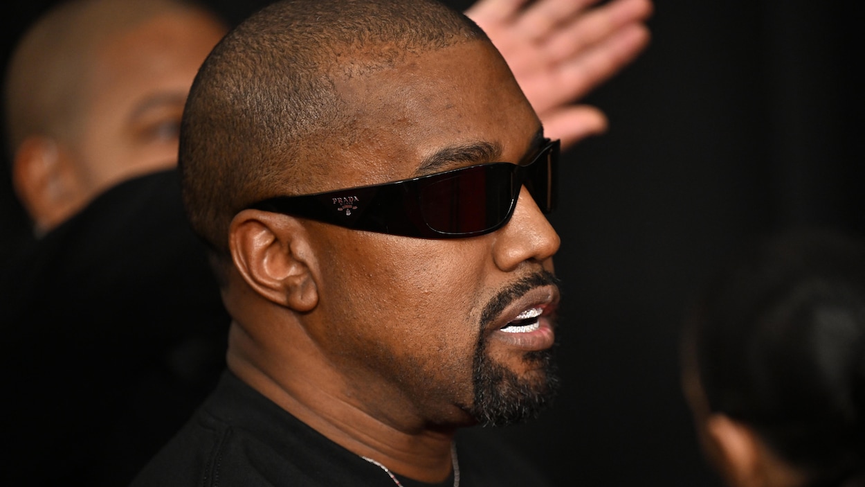 Propos antisémites : Kanye West interdit d’entrée au Royaume-Uni