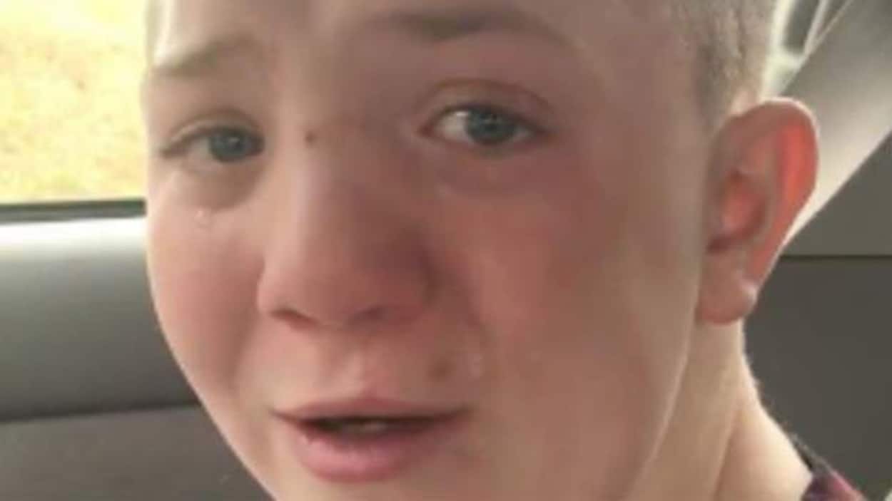 Keaton Jones en larmes Keaton Jones en larmes