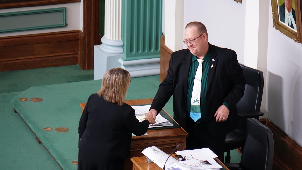 Keith Russell quitte le Parti progressiste-conservateur de T.-N.-L.