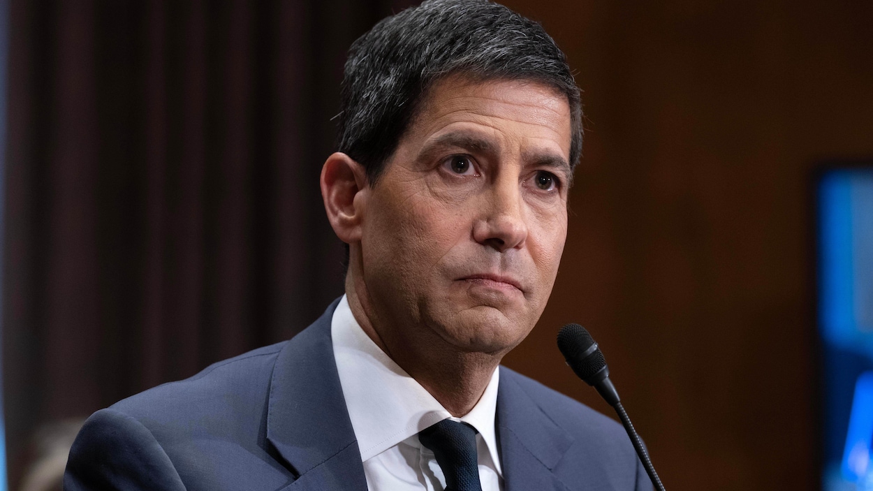 Kevin Warsh prend la tête de la Réserve fédérale américaine