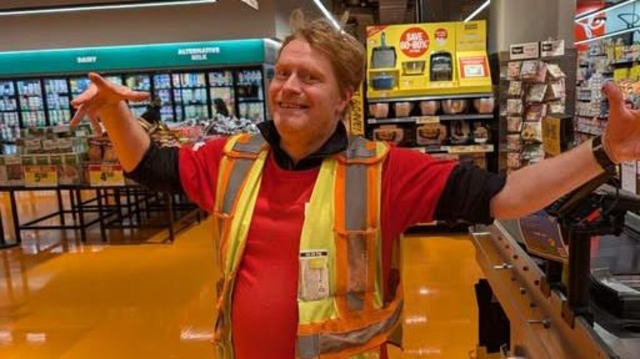 Un joueur des Maple Leafs rend hommage à un commis d’épicerie récemment décédé