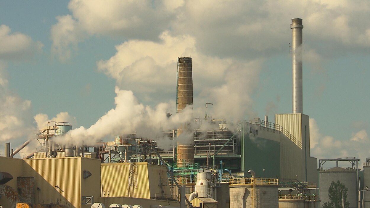 L'usine de Kruger Sherbrooke, située dans l'arrondissement de Brompton. L'usine de Kruger Sherbrooke, située dans l'arrondissement de Brompton.