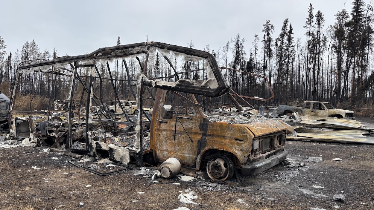 Les résidents de La Ronge retrouvent leur ville | En bref | Radio-Canada