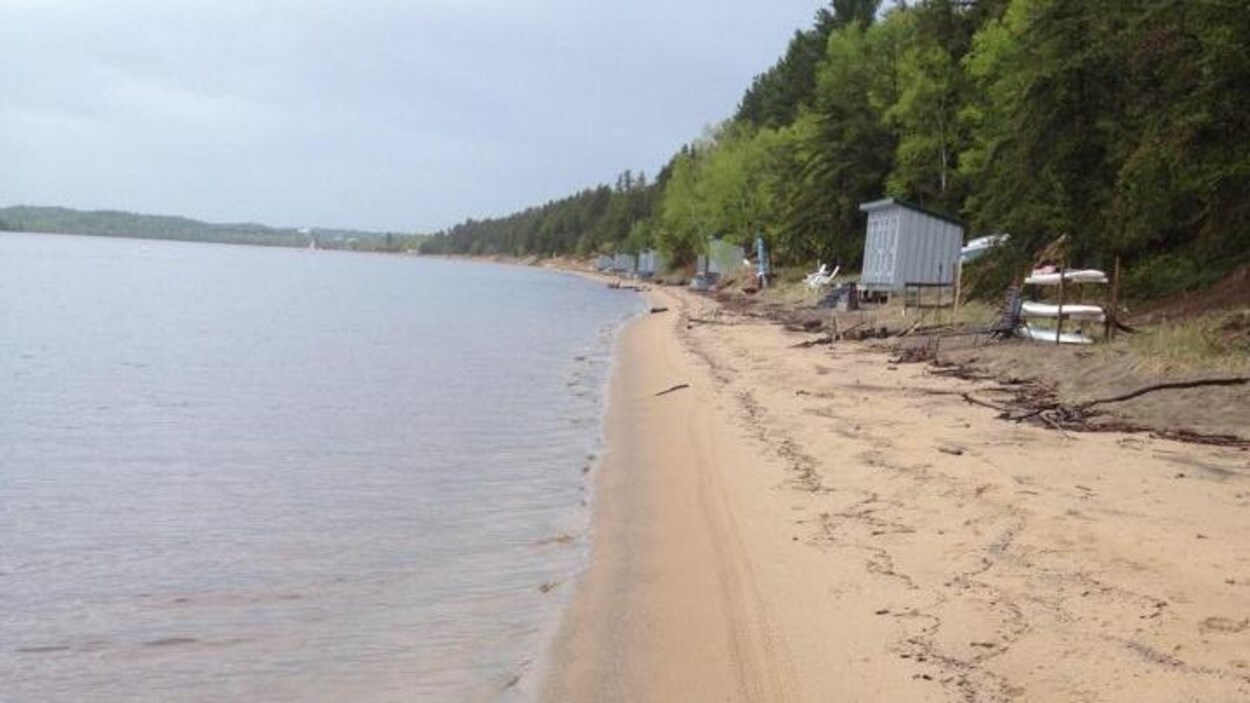La plage à Saint-Henri de Taillon