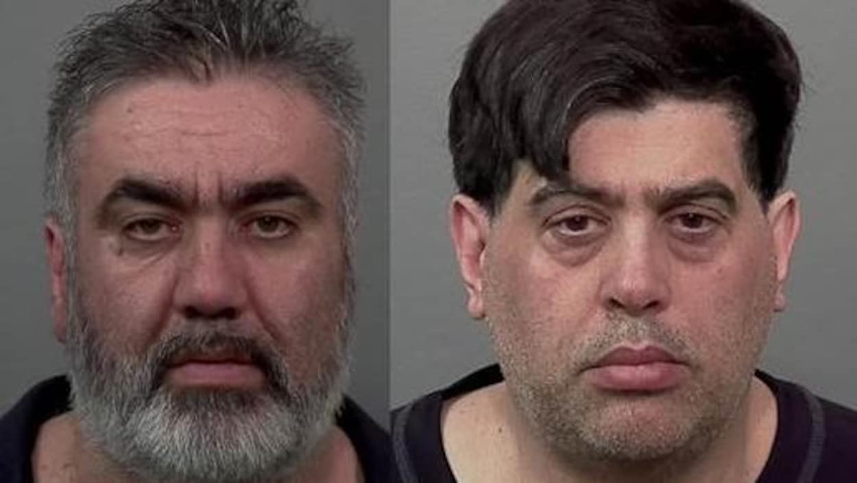 Photographie des deux suspects. Photographie des deux suspects.