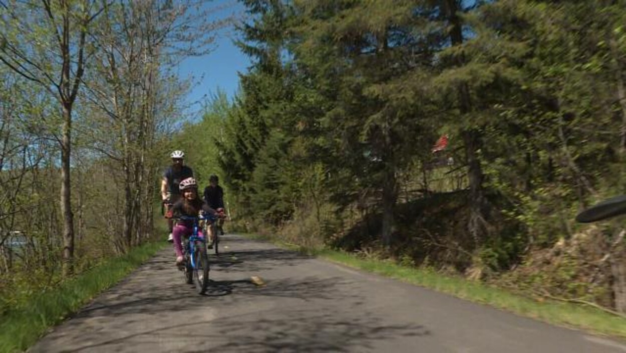 Trois cyclistes