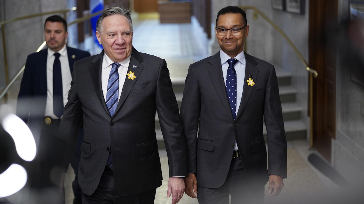 Lionel Carmant revient à la CAQ