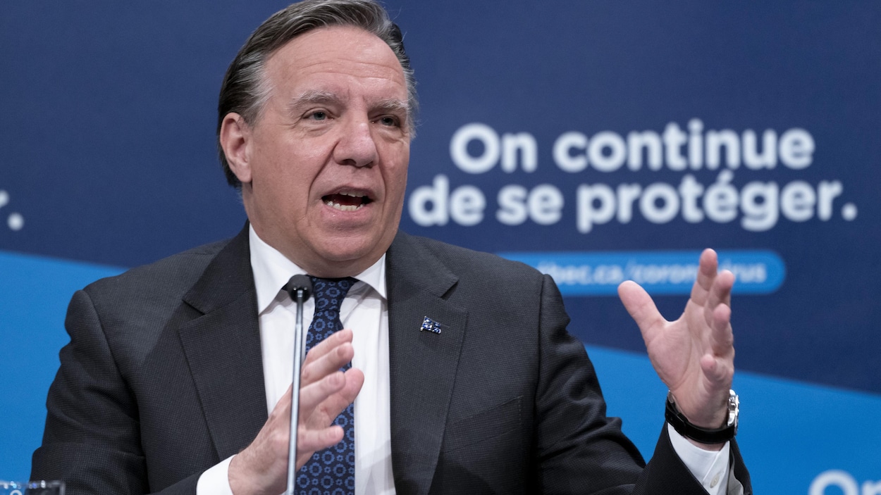 Le premier ministre Legault en conférence de presse.