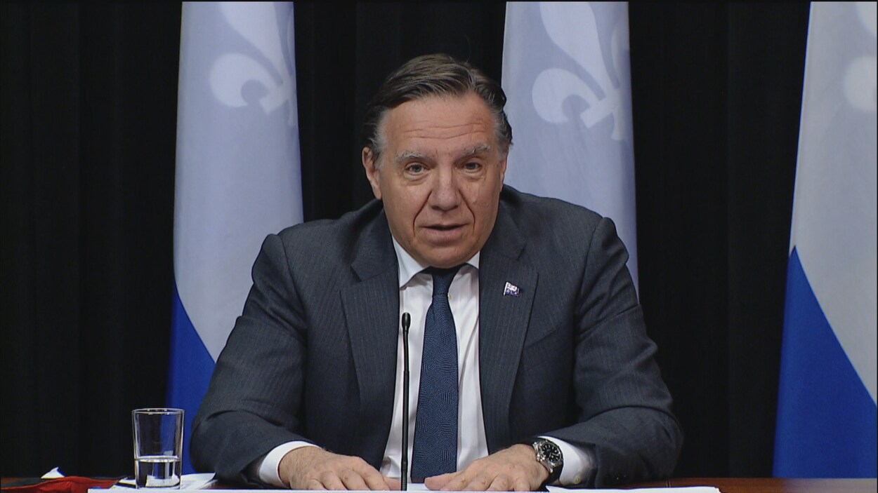 François Legault en conférence de presse.