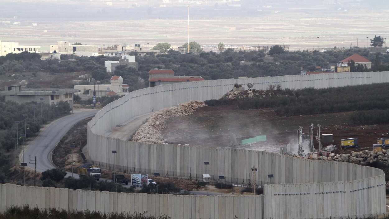 Le mur de séparation entre Israël et le Liban.