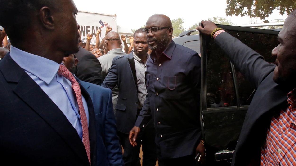 George Weah candidat à la présidentielle du Liberia George Weah candidat à la présidentielle du Liberia