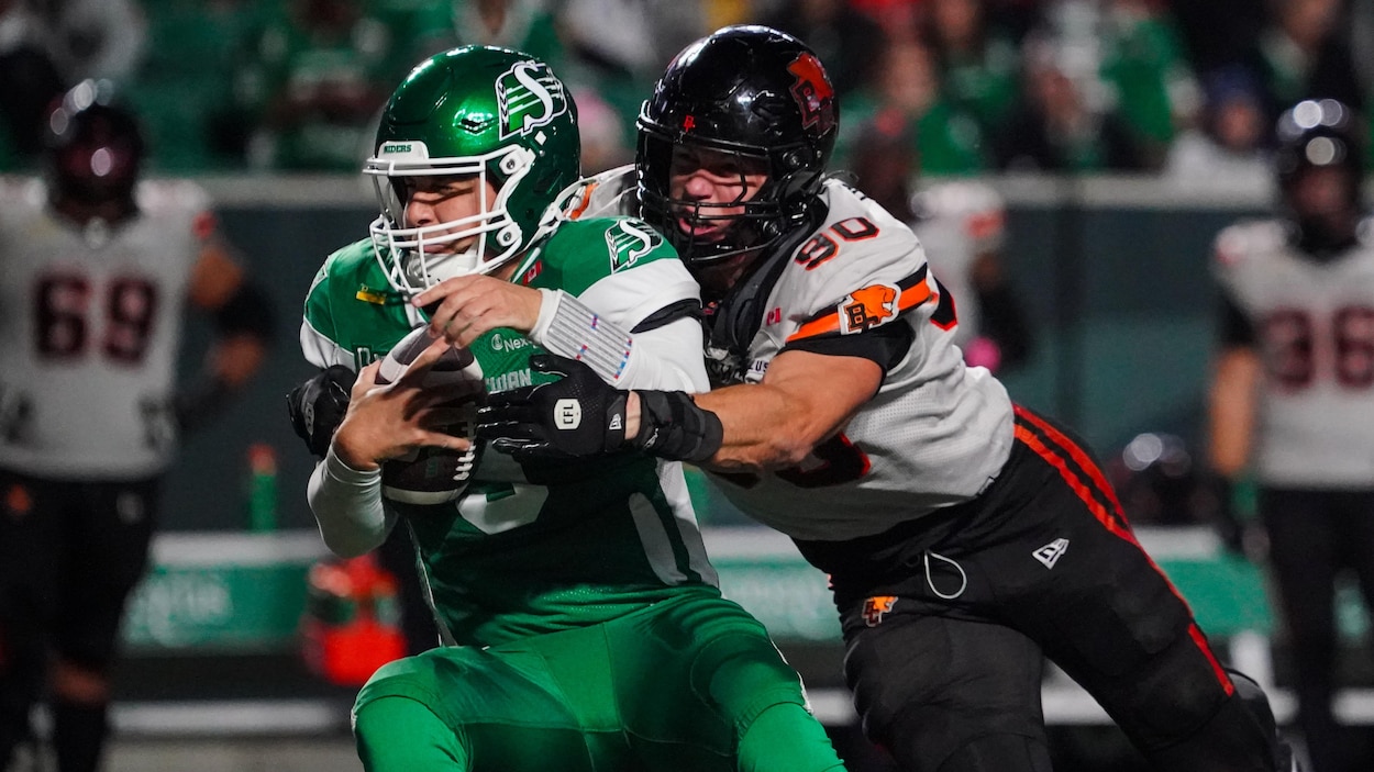 Les Lions battent les Roughriders et s’assurent du deuxième rang de la section Ouest