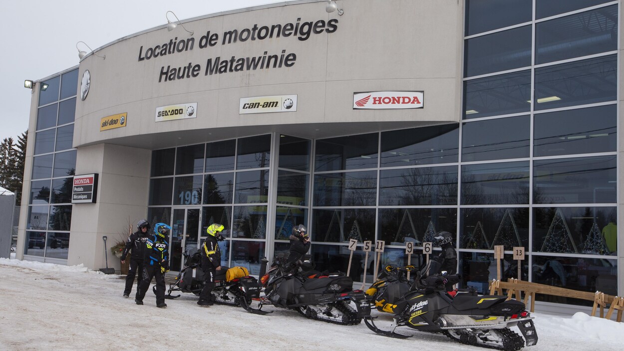 Le centre de location de motoneiges de Haute-Matawinie.