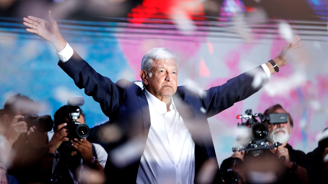 Le nouveau président du Mexique, Andres Manuel Lopez Obrador, devant ses partisans, après sa victoire.