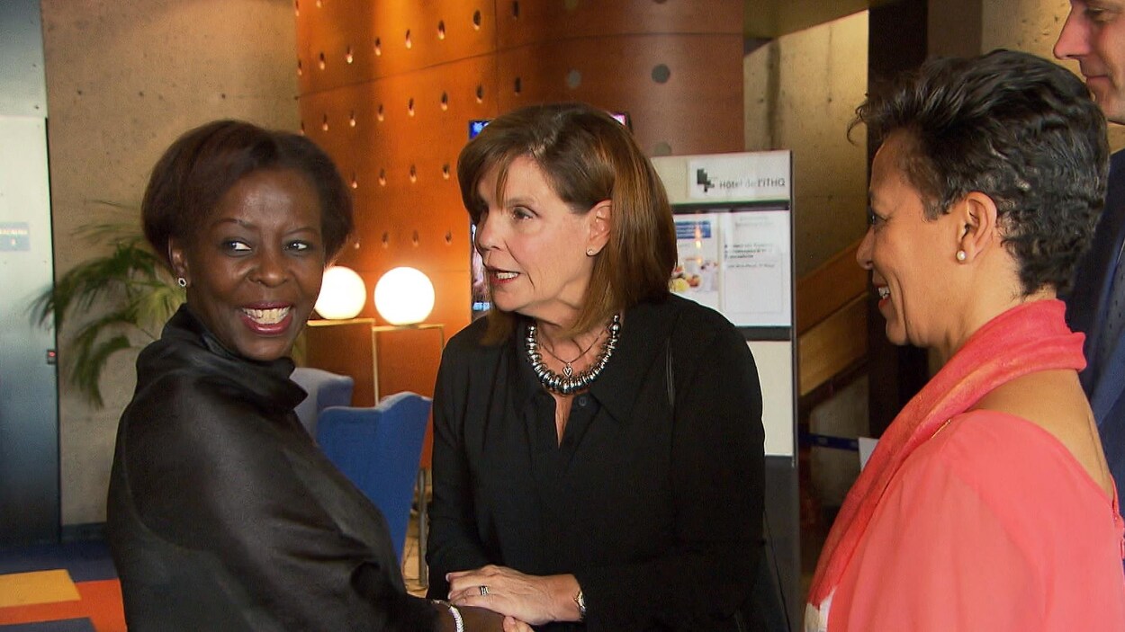 Louise Mushikiwabo, Liza Frulla et Nadine Girault
