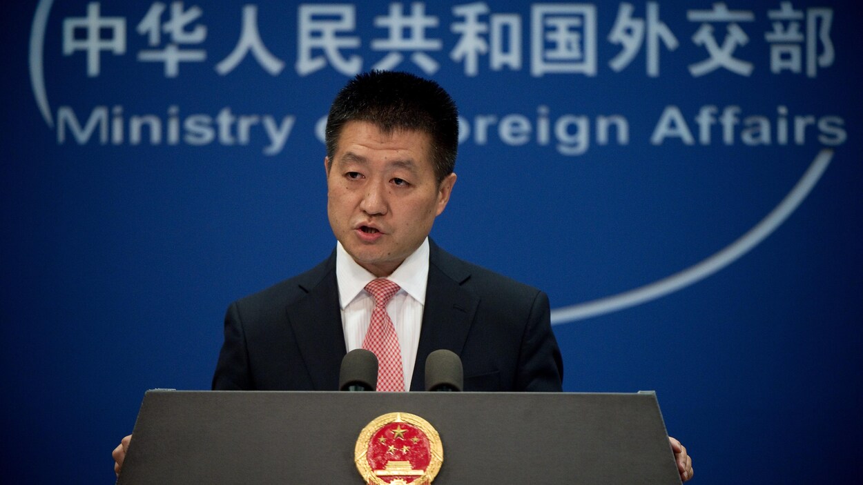 Le porte-parole du ministre chinois des Affaires étrangères, Lu Kang. Le porte-parole du ministre chinois des Affaires étrangères, Lu Kang.