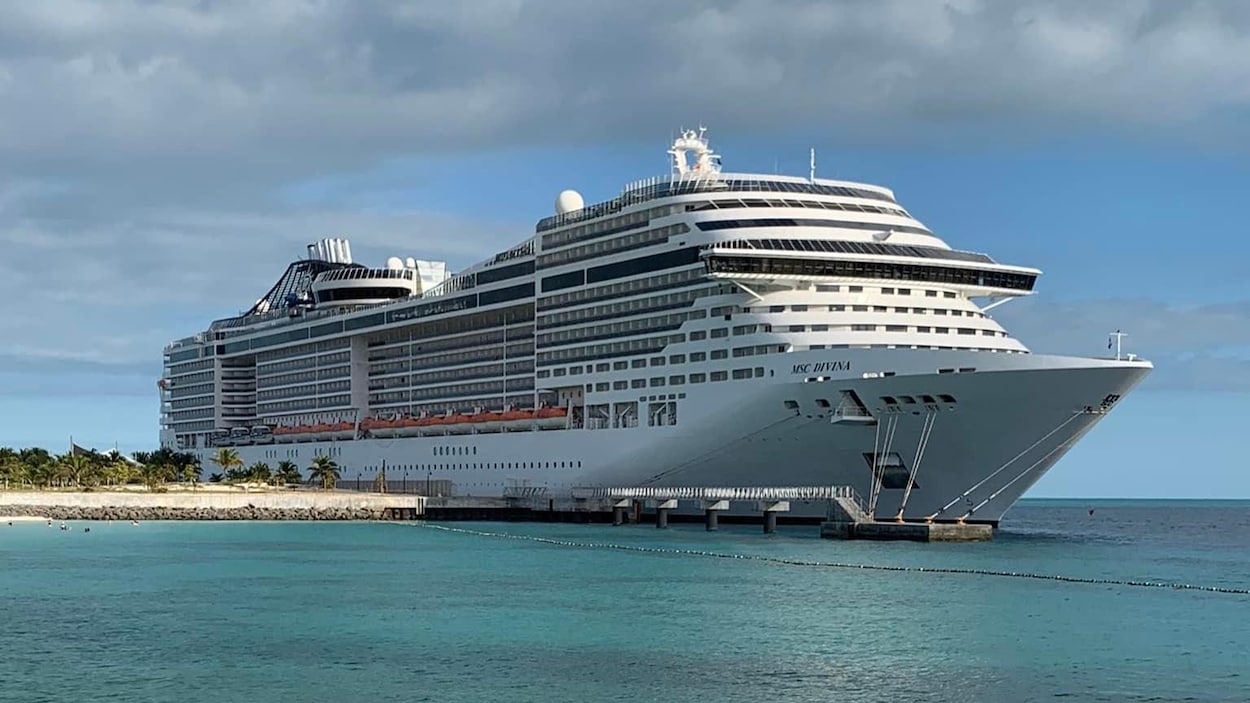 Covid 19 Des Trifluviens Confines Sur Un Bateau De Croisiere Au Large Des Bahamas Radio Canada Ca